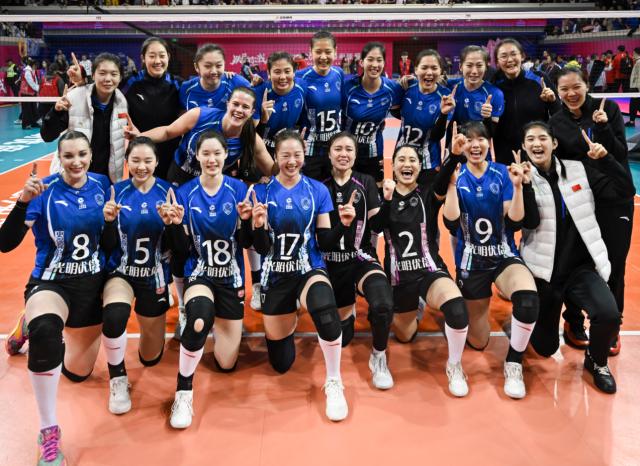 上海女排时隔二十五载再登顶 联赛新人崭露头角